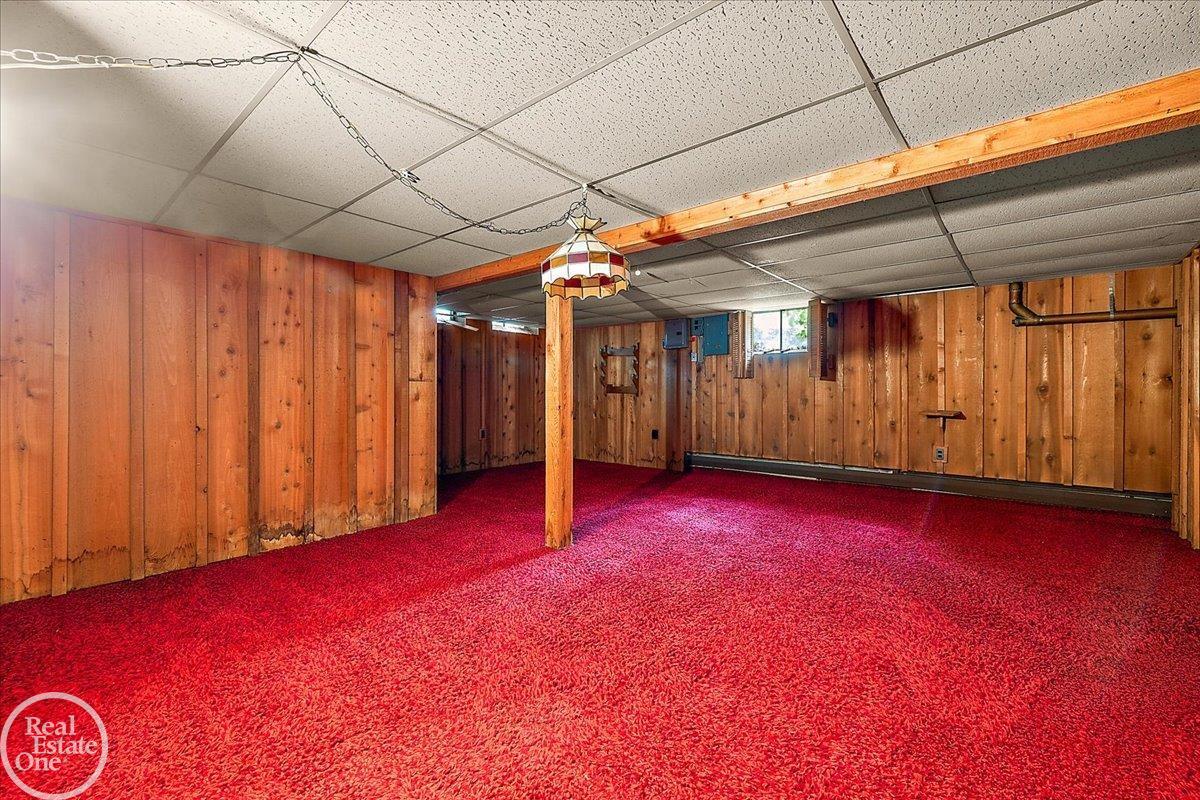 252 Wimberly Drive Rochester, MI 48306 - Photo 45 of 61 50177490-622bb2b8-8d79-4f7c-8de8-1dc744765fd7.JPG