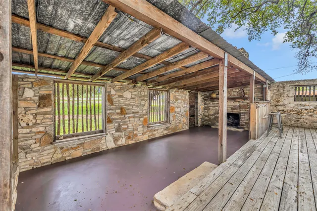 $1,150,000 | 123 Rocky Road, Hye, TX 78635