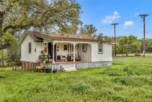 $1,150,000 | 123 Rocky Road, Hye, TX 78635