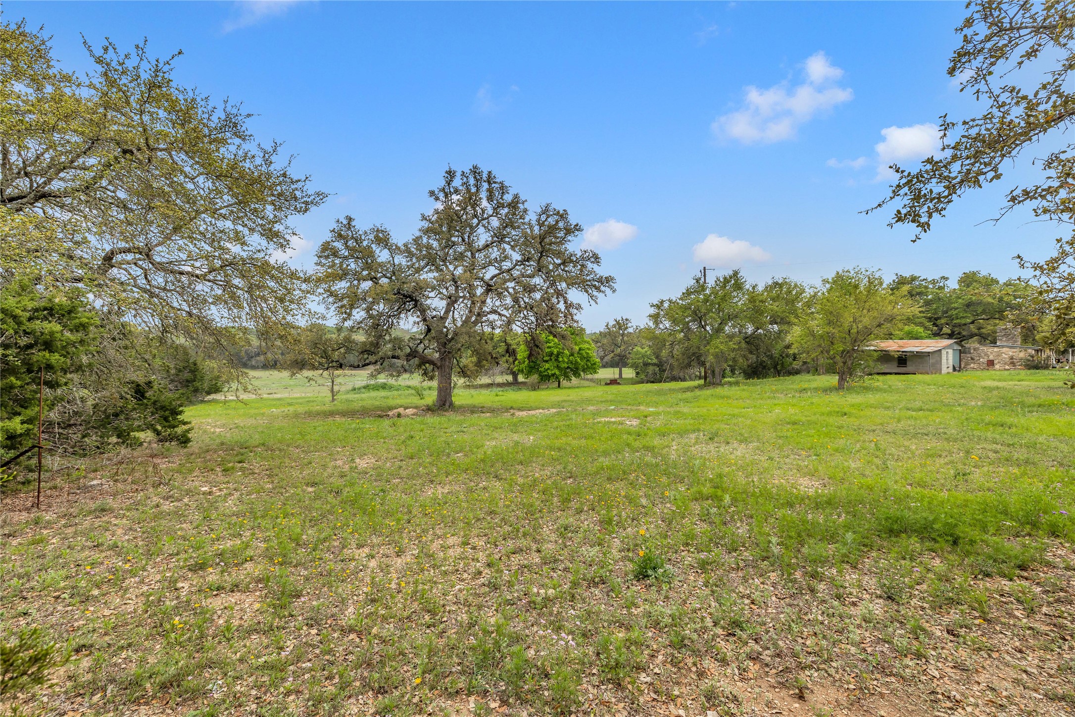 123 Rocky Road Hye, TX 78635 - Photo 32 of 40