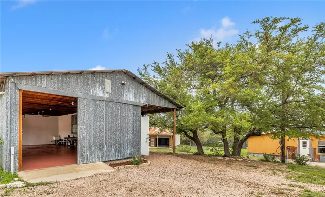 $1,150,000 | 123 Rocky Road, Hye, TX 78635