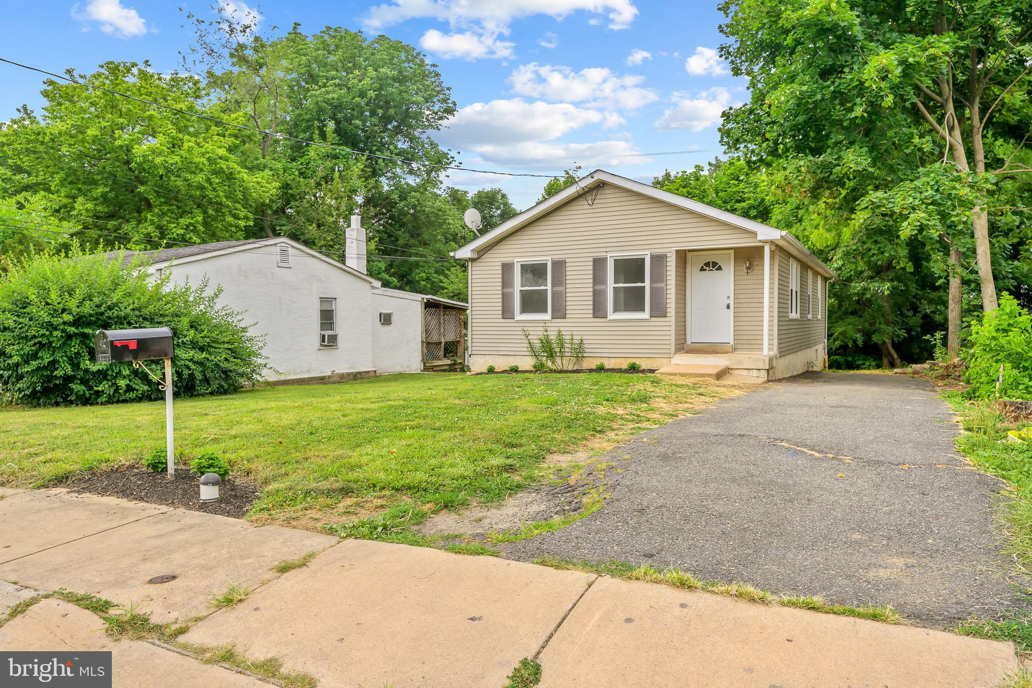 2358 Thomas Avenue Upper Chichester, PA 19014 - Photo 17 of 20