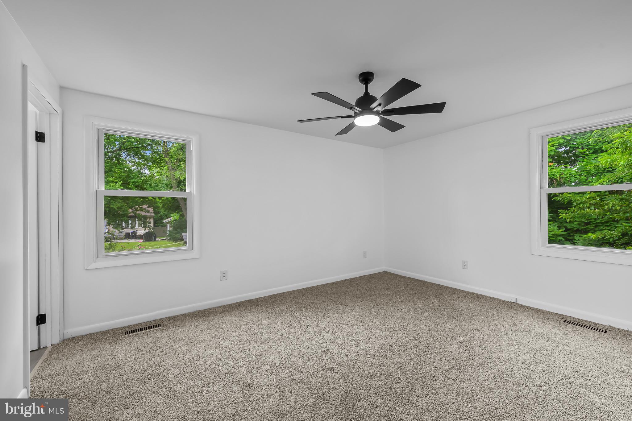 2358 Thomas Avenue Upper Chichester, PA 19014 - Photo 7 of 20