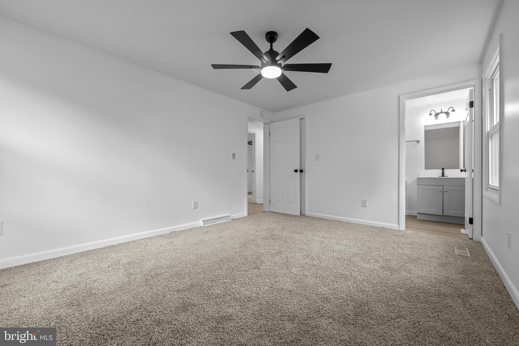 2358 Thomas Avenue Upper Chichester, PA 19014 - Photo 8 of 20