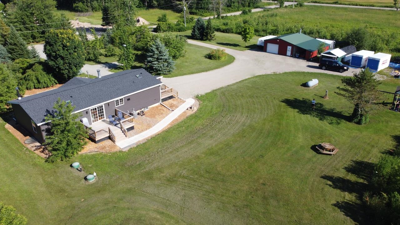 2941 Huebscher Road Abrams, WI 54101 - Photo 21 of 25