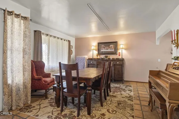 $1,050,000 | 258 Mara Avenue, Ventura, CA 93004