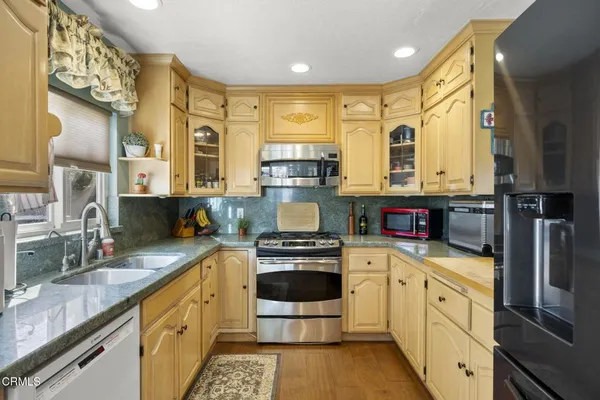 $1,050,000 | 258 Mara Avenue, Ventura, CA 93004