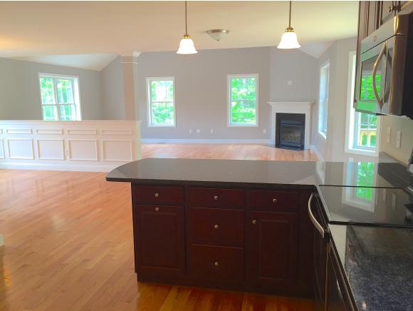 27 Bedford Road New Boston, NH 03070 - Photo 4 of 28