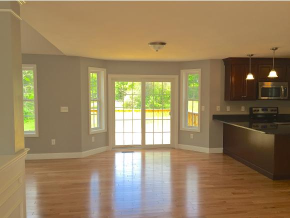27 Bedford Road New Boston, NH 03070 - Photo 5 of 28