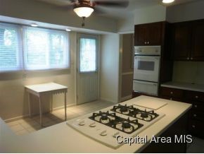 2014 Briarcliff Springfield, IL 62704 - Photo 6 of 15