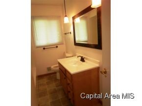 2014 Briarcliff Springfield, IL 62704 - Photo 7 of 15