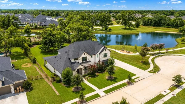 $1,300,000 | 29803 Heron View Lane, Fulshear, TX 77406