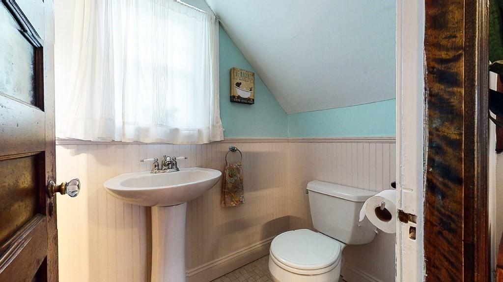7 Maplewood Road Worcester, MA 01602 - Photo 27 of 42