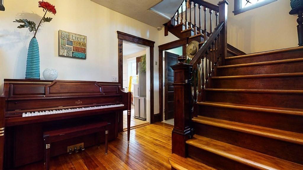 7 Maplewood Road Worcester, MA 01602 - Photo 8 of 42