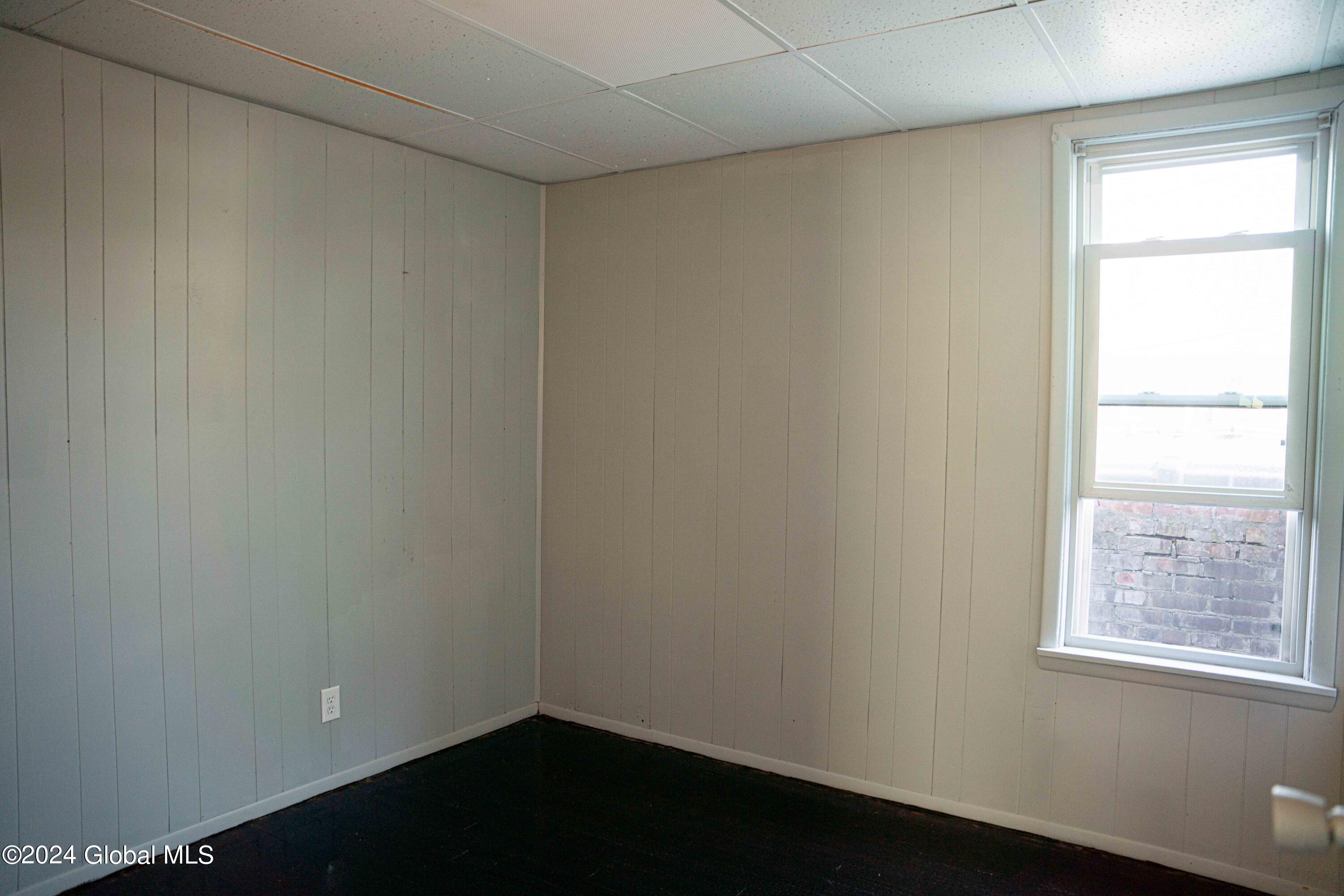 1627 Van Vranken Avenue Schenectady, NY 12308 - Photo 14 of 43 1627 Van Vranken-14