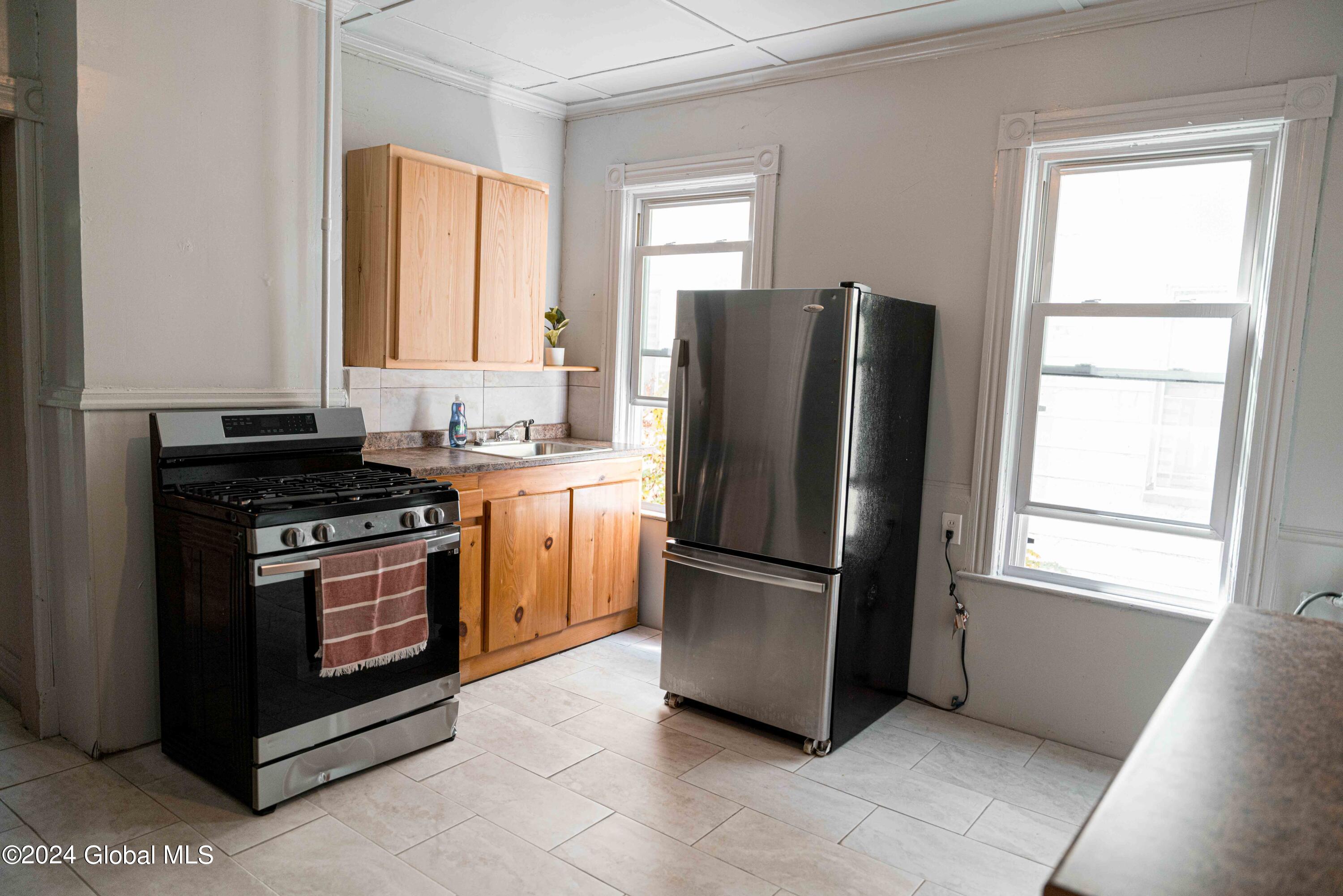 1627 Van Vranken Avenue Schenectady, NY 12308 - Photo 30 of 43 1627 Van Vranken-40