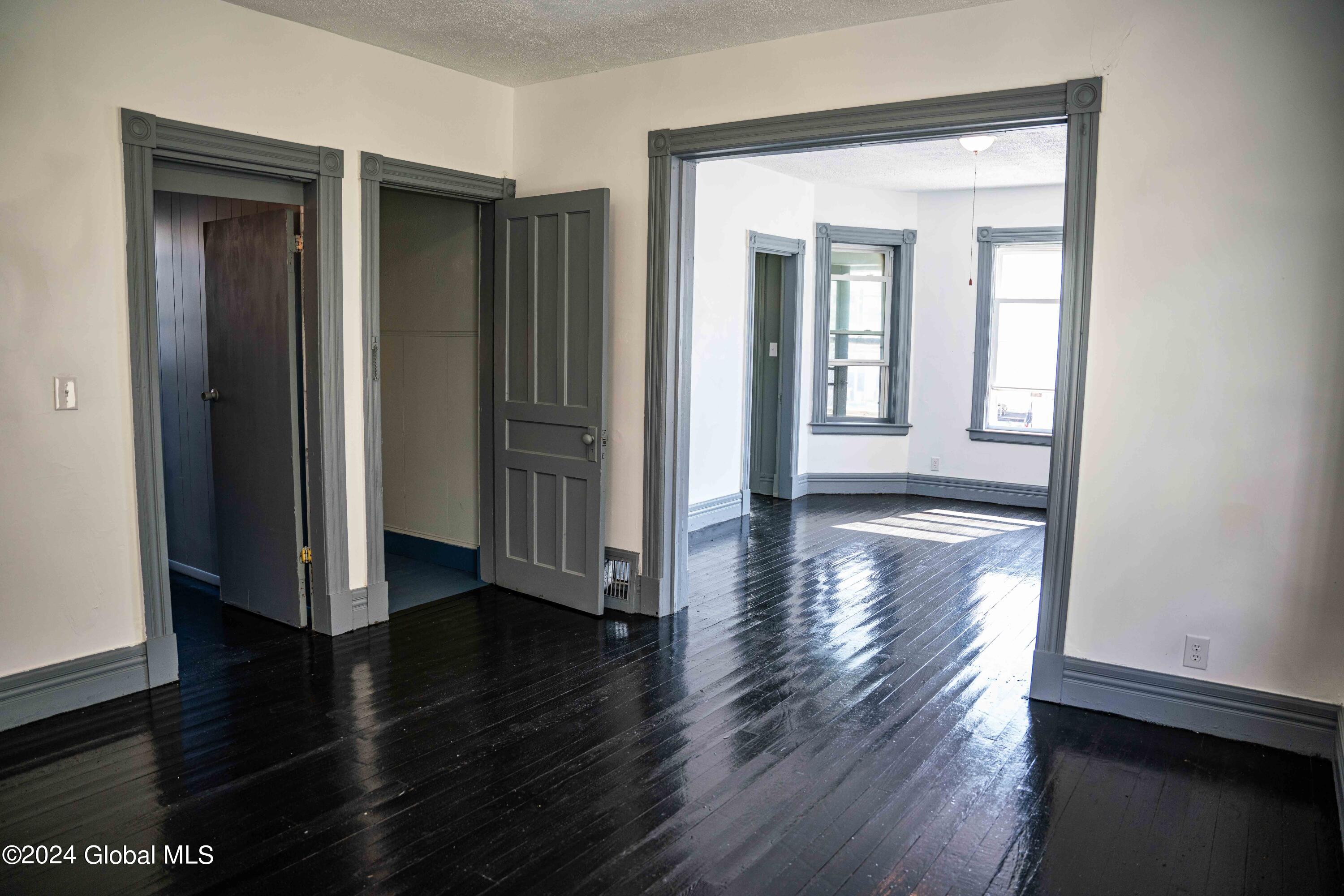 1627 Van Vranken Avenue Schenectady, NY 12308 - Photo 3 of 43 1627 Van Vranken-4