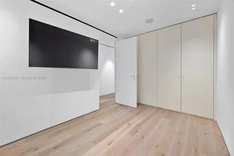 $8,995,000 | 1100 Biscayne Boulevard, Unit 3906, Miami, FL 33132