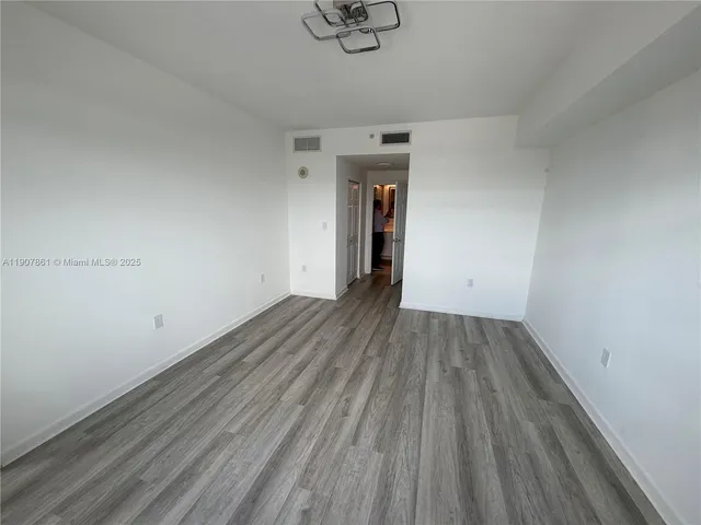 $2,800 | 140 South Dixie Highway, Unit 807, Hollywood, FL 33020