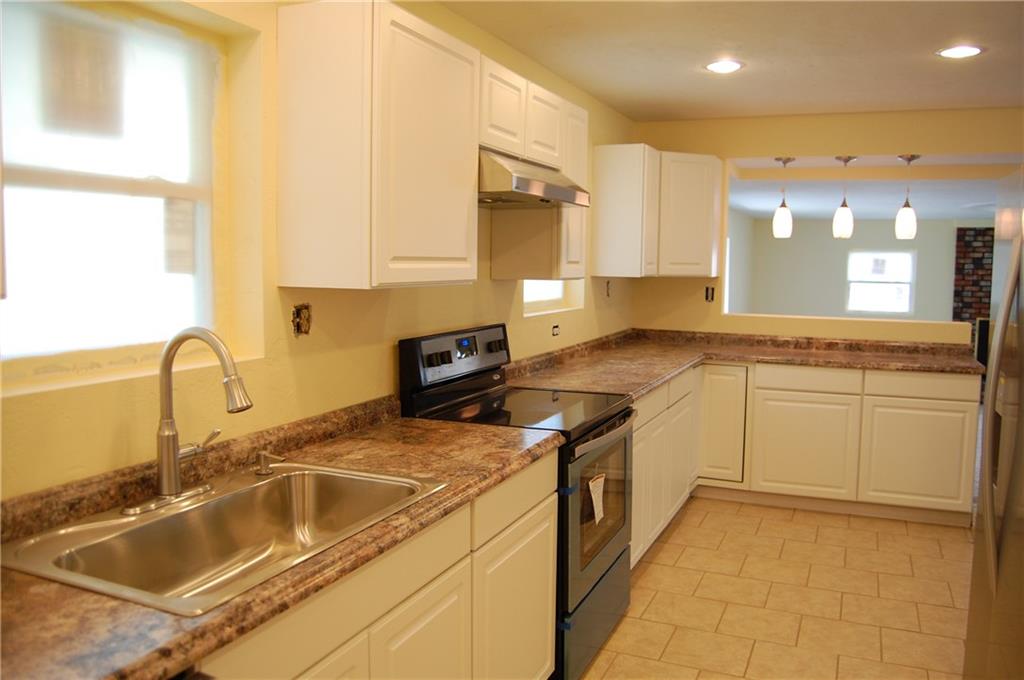 129 Strawcutter Road Derry, PA 15627 - Photo 3 of 10 Gallery Image 3