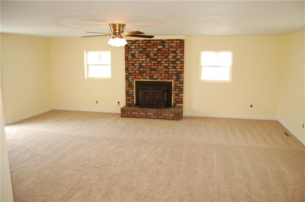 129 Strawcutter Road Derry, PA 15627 - Photo 5 of 10 Gallery Image 5