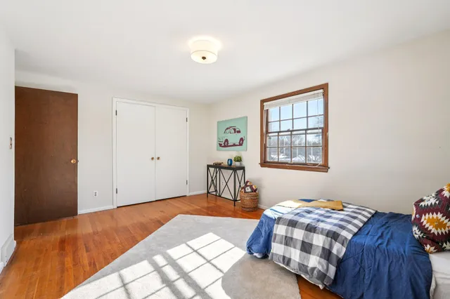 $449,900 | 2430 West Applewood Lane, Glendale, WI 53209