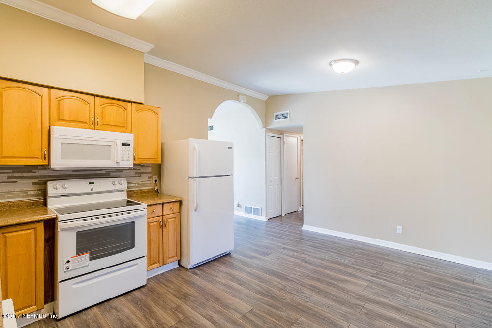 11211 Emuness Road Jacksonville, FL 32218 - Photo 10 of 25 Super spacious