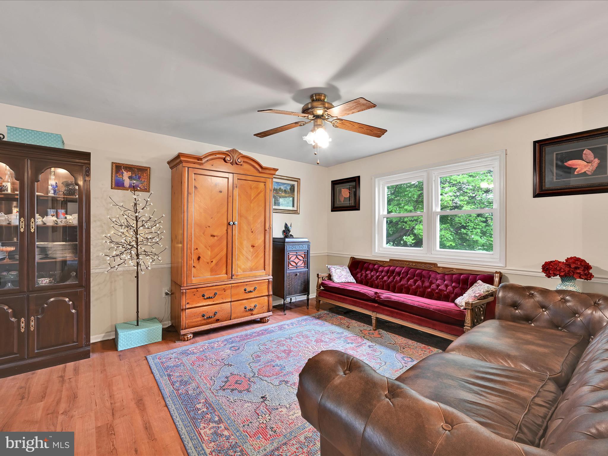 52 Green Acre Road Lititz, PA 17543 - Photo 8 of 47 Living Room