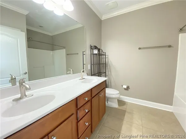 $1,550 | 411 Gallery Drive, Unit 201, Spring Lake, NC 28390