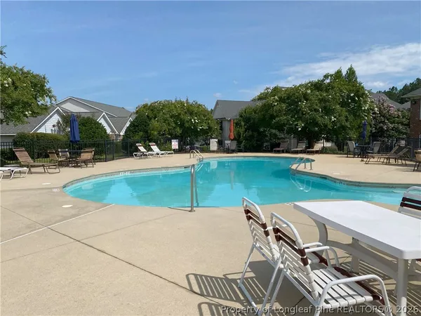 $1,550 | 411 Gallery Drive, Unit 201, Spring Lake, NC 28390