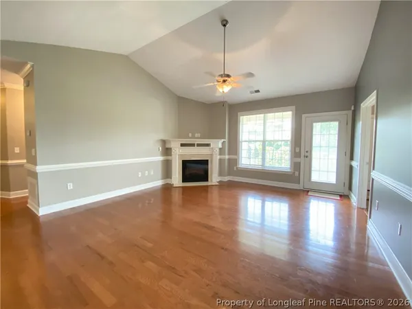 $1,550 | 411 Gallery Drive, Unit 201, Spring Lake, NC 28390