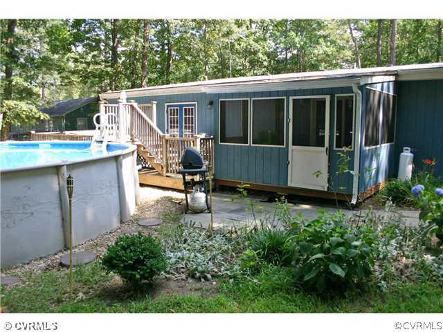 204 Riva Ridge Circle Sandston, VA 23150 - Photo 12 of 12 Exterior Back
