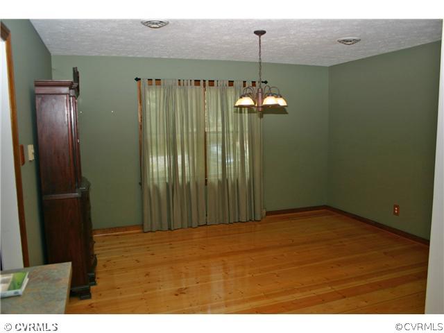 204 Riva Ridge Circle Sandston, VA 23150 - Photo 4 of 12 Dining Room