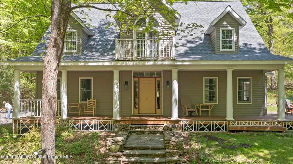 $900,000 | 309 Pine Ridge Lane, Hillsdale, NY 12529