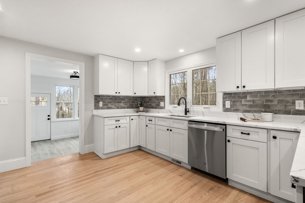 180 Great Road Maynard, MA 01754 - Photo 4 of 35 Gallery Image 4