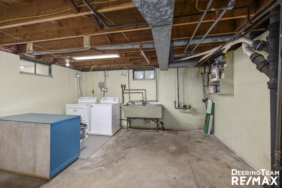 3037 Maple Grove Road Muskegon, MI 49441 - Photo 23 of 32 IMG_1025
