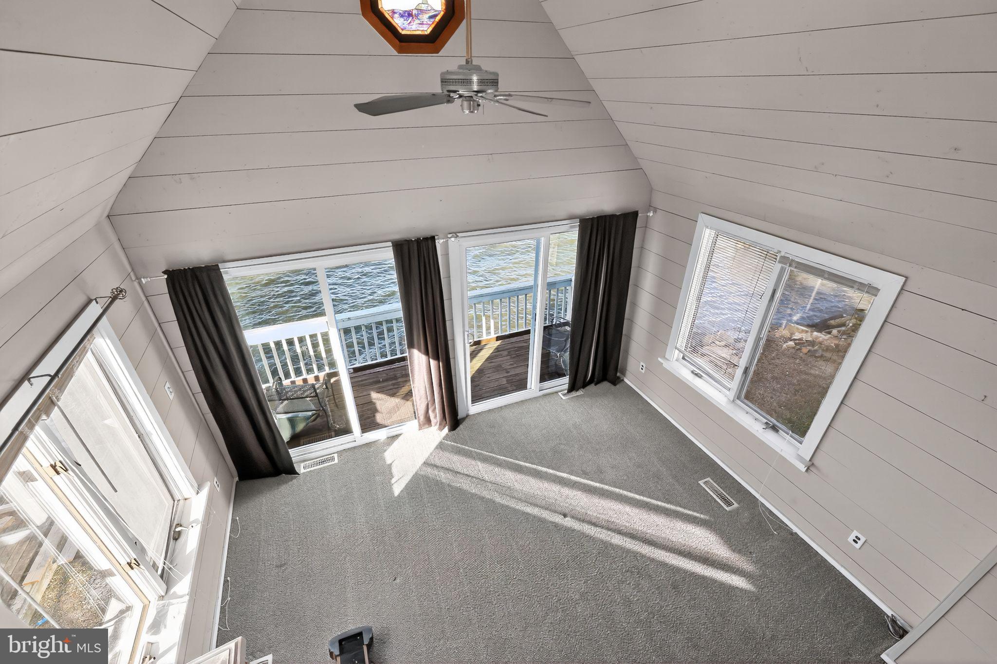 92 Sinnickson Landing Road Salem, NJ 08079 - Photo 17 of 39 a view of an entryway with livingroom