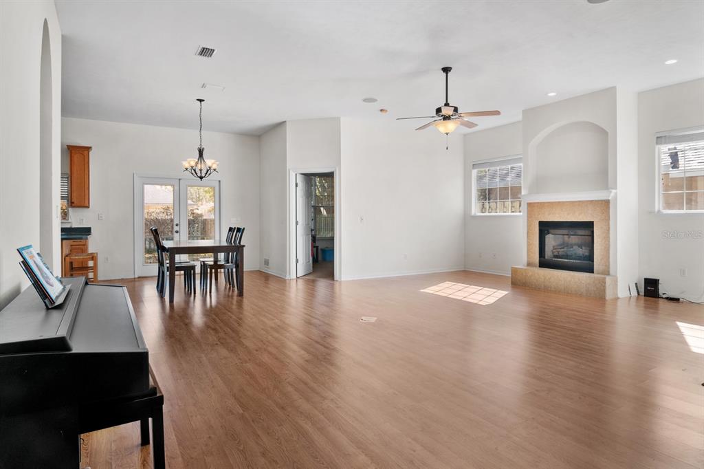 7451 Southwest 86th Way Gainesville, FL 32608 - Photo 6 of 31 Gallery Image 6