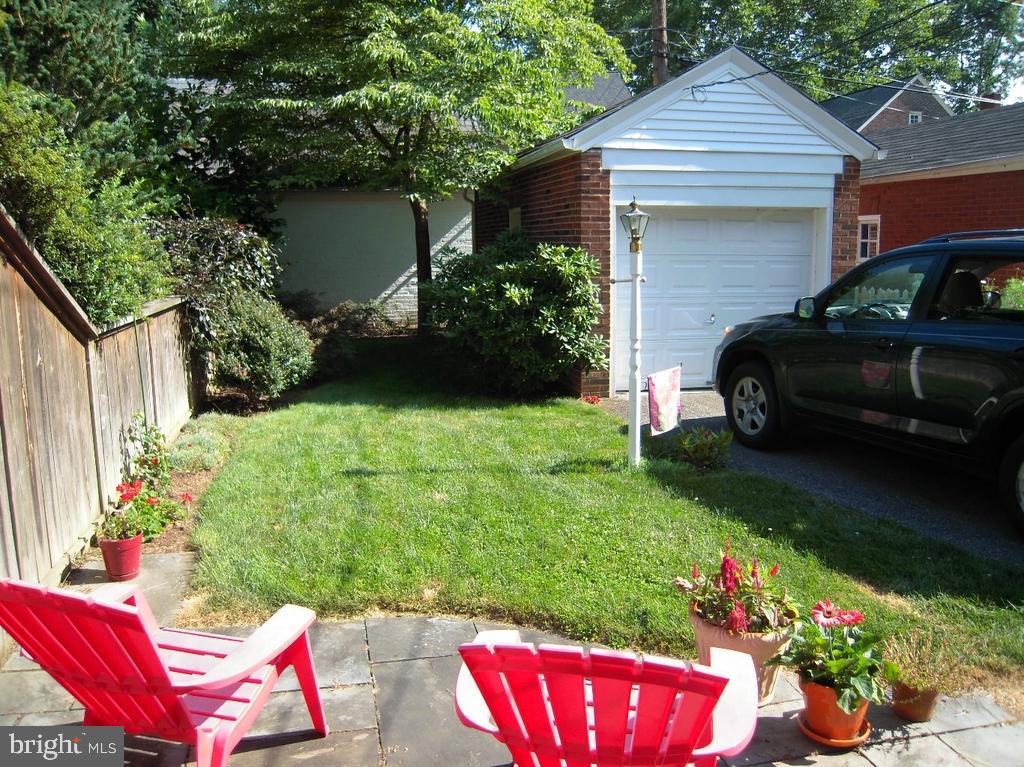 834 Pleasure Road Lancaster, PA 17601 - Photo 17 of 18 Gallery Image 17