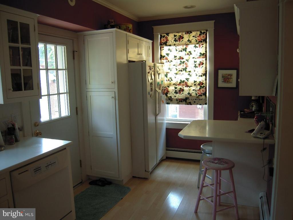 834 Pleasure Road Lancaster, PA 17601 - Photo 8 of 18 Gallery Image 8