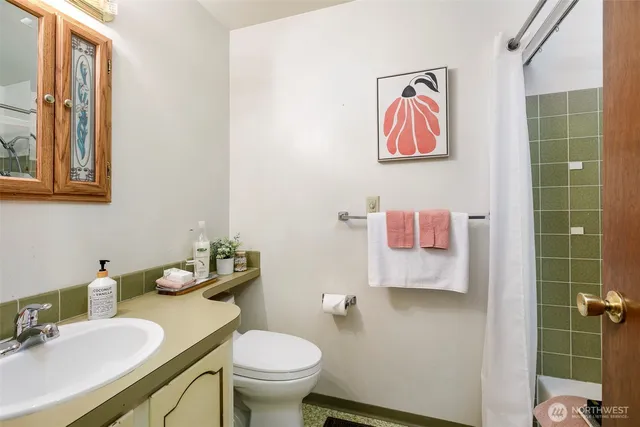 $749,950 | 15528 Greenwood Avenue North, Shoreline, WA 98133