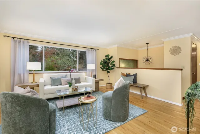 $749,950 | 15528 Greenwood Avenue North, Shoreline, WA 98133