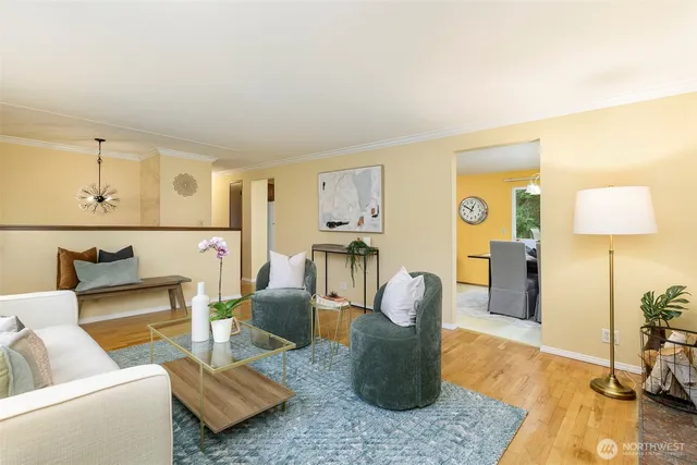 $749,950 | 15528 Greenwood Avenue North, Shoreline, WA 98133