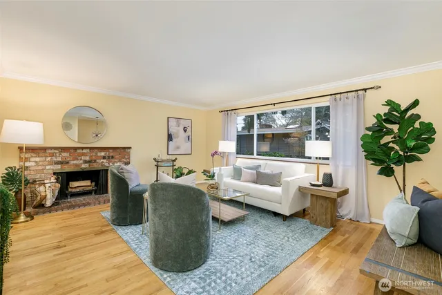 $749,950 | 15528 Greenwood Avenue North, Shoreline, WA 98133