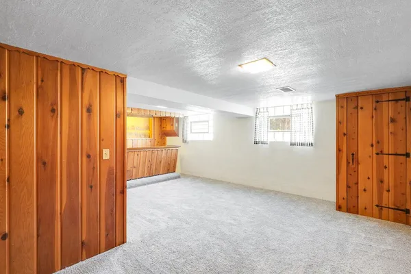 $309,900 | 703 Mississippi Street Northeast, Fridley, MN 55432