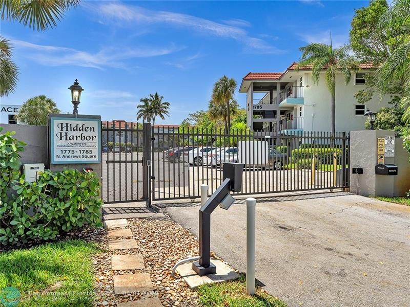 1775 North Andrews Square, Unit 207W, Fort Lauderdale, FL 33311 Compass