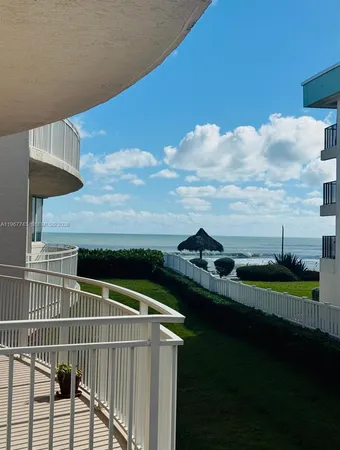 a view of a tennis court