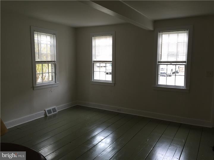 444 Ellisdale Road Chesterfield, NJ 08515 - Photo 4 of 20 Unit #2