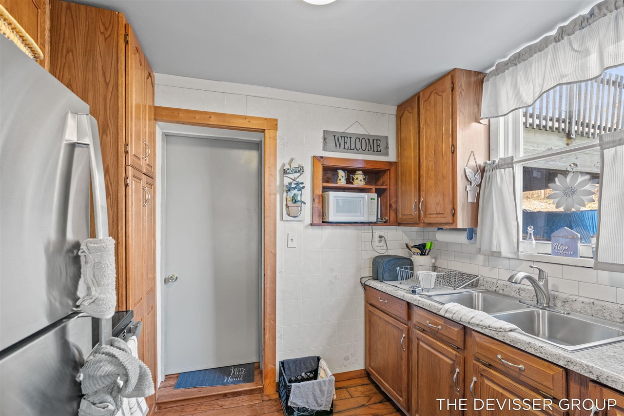 3136 Baseline Road Gobles, MI 49055 - Photo 15 of 85