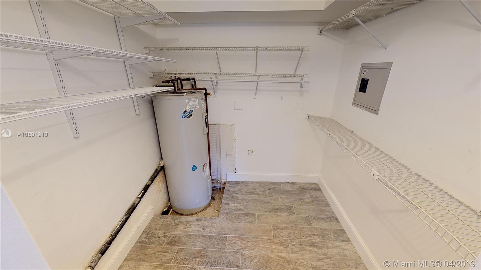 632 Southwest 2nd Street Boca Raton, FL 33486 - Photo 13 of 92